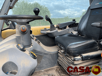 Chariot télescopique agricole JCB 560-80 Agri pro