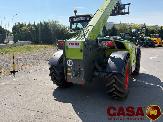 Chariot télescopique agricole Claas scorpion 6035