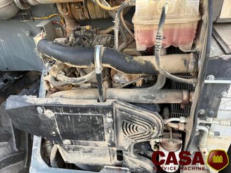 Chariot télescopique agricole Claas scorpion 736 varipower 