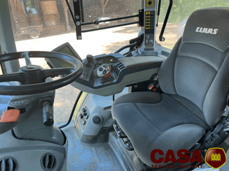 Tracteur agricole Claas Arion 640 Cebis