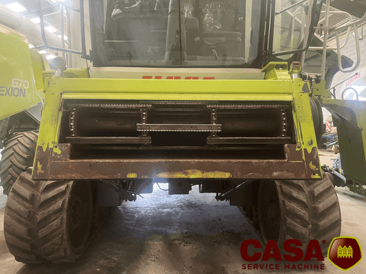 Moissonneuse batteuse Claas Lexion 670 TT
