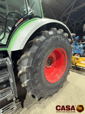 Tracteur agricole Fendt 826 profi +