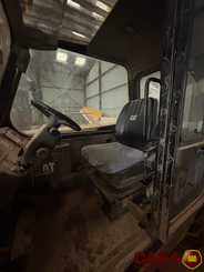 Chariot télescopique agricole Cat TH 62