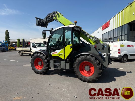 Chariot télescopique agricole Claas scorpion 6035