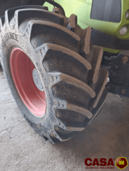 Tracteur agricole Claas Arion 640 cis 