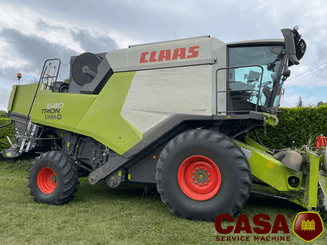 Moissonneuse batteuse Claas Trion 640