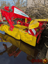 Faucheuse Pöttinger groupe de fauche