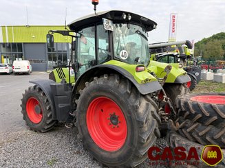 Tracteur agricole Claas Arion 640 Cebis