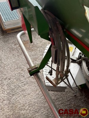 Distributeur d'engrais Amazone ZAM ULTRA 3600 