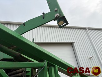 Pulvérisateur traîné John Deere R 962 i