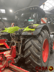 Tracteur agricole Claas Axion 850 cmatic