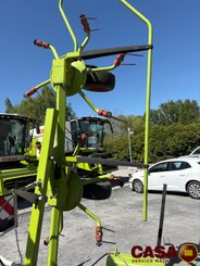 Faneuse Claas Volto 700 
