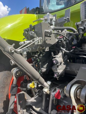 Tracteur agricole Claas Axion 800 Cmatic GPS 