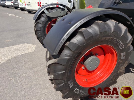 Chariot télescopique agricole Claas scorpion 6035