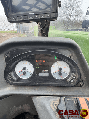 Chariot télescopique agricole Claas scorpion 6035