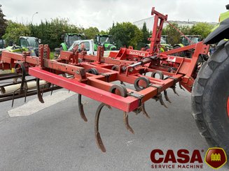 Déchaumeur à dents Gregoire Besson DFR 600