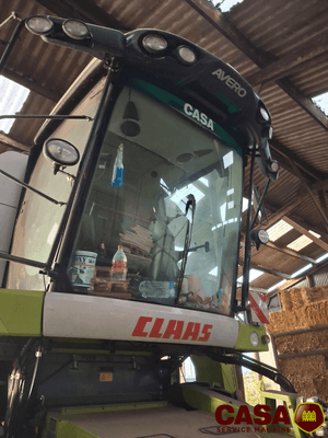 Moissonneuse batteuse Claas Avero 240 