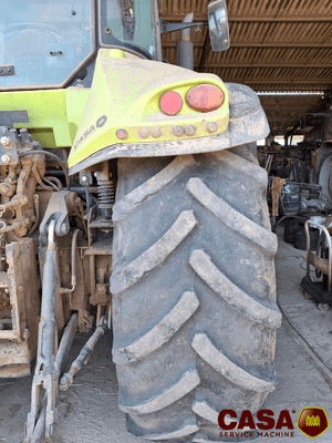 Tracteur agricole Claas Arion 640 cis 