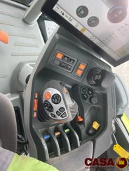 Tracteur agricole Claas axion 830 cebis 