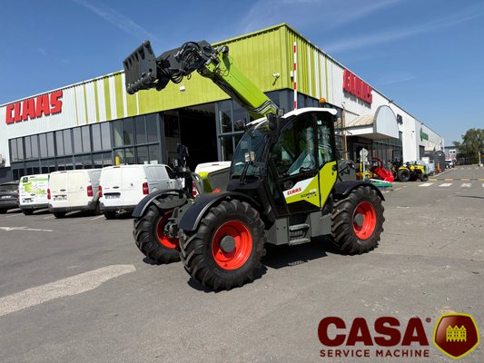 Chariot télescopique agricole Claas scorpion 6035