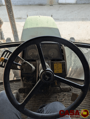 Tracteur agricole John Deere 6010 SE