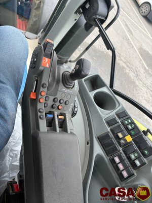 Tracteur agricole Claas Arion 630 cmatic CIS+