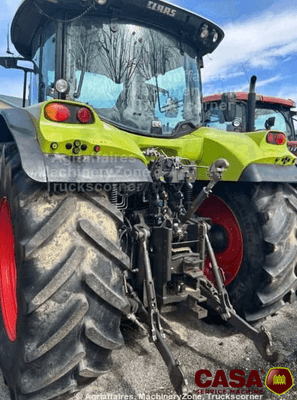 Tracteur agricole Claas Arion 550