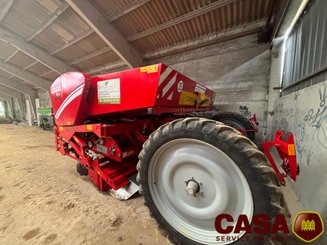 Planteuse de pommes de terre Grimme GB 430