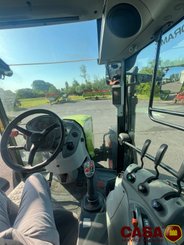 Tracteur agricole Claas Arion 430 cis 