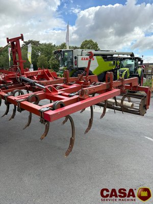Déchaumeur à dents Gregoire Besson DFR 600