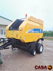 Presse à balles rondes New Holland BR 7070