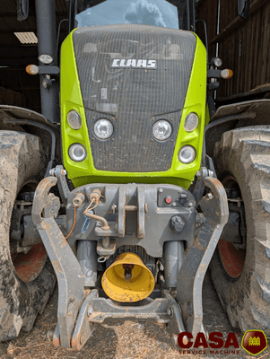 Tracteur agricole Claas axion 820 cis 