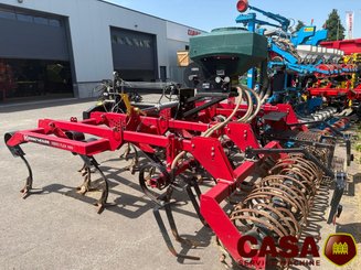 Déchaumeur à dents Kongskilde VF 7440 H 
