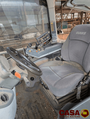 Tracteur agricole Claas Arion 530 avec chargeur 
