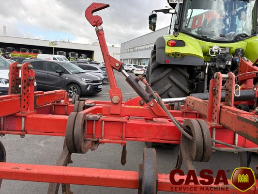 Déchaumeur à dents Gregoire Besson DFR 600