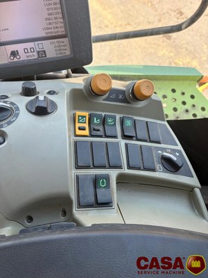 Moissonneuse batteuse Claas Lexion 650