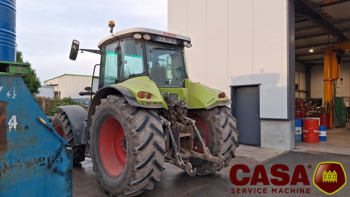 Tracteur agricole Claas Arion 640 cis 