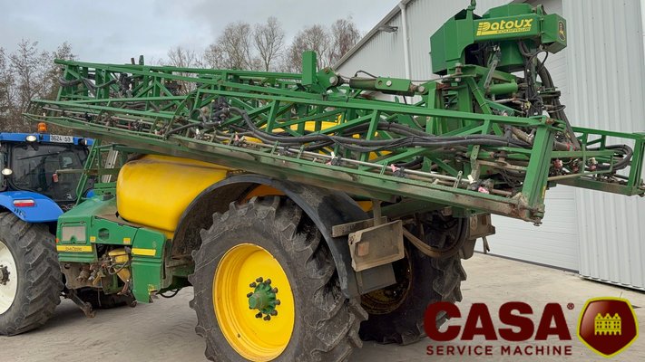 Pulvérisateur traîné John Deere R 962 i