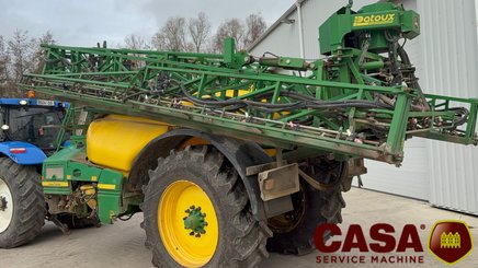 Pulvérisateur traîné John Deere R 962 i