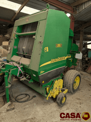 Presse à balles rondes John Deere 582