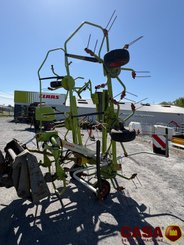 Faneuse Claas Volto 700 