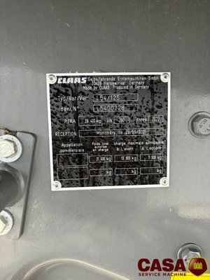 Moissonneuse batteuse Claas TRION 650 