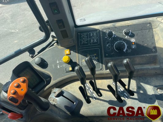 Tracteur agricole New Holland TM 190
