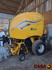 Presse à balles rondes New Holland Roll bett 180 