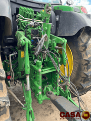 Tracteur agricole John Deere 6R155 avec chargeur 