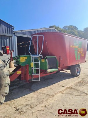 Mélangeuse Strautmann vertimix 2401