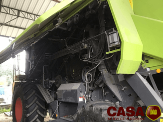 Moissonneuse batteuse Claas tucano 440