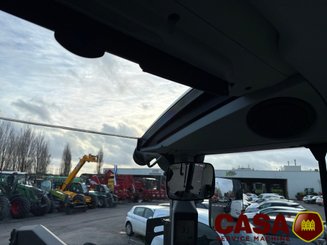 Tracteur agricole Claas Arion 430 cis - chargeur U 508