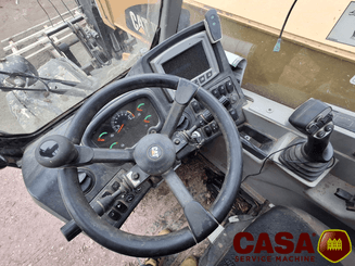 Chariot télescopique agricole Cat TH 408 D