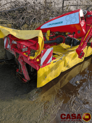 Faucheuse Pöttinger groupe de fauche